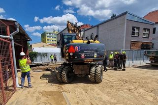 Tisíce pražských domácností jsou šestým dnem bez teplé vody. Opakovaně slyší, že „zítra už poteče“ - Novinky